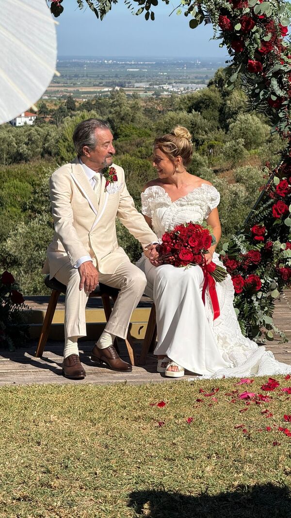 Casamento de Rosa Bela e Carlos Areia: cerimónia emotiva e enlace oficial
