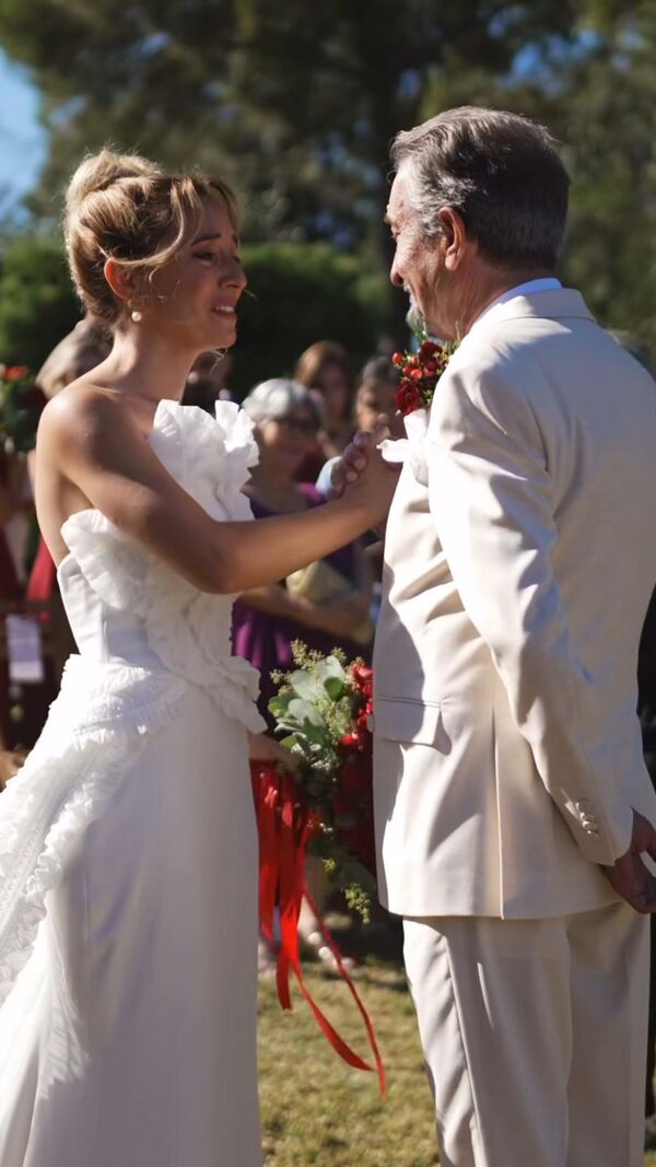 Rosa Bela e Carlos Areia celebram casamento em cerimónia emotiva