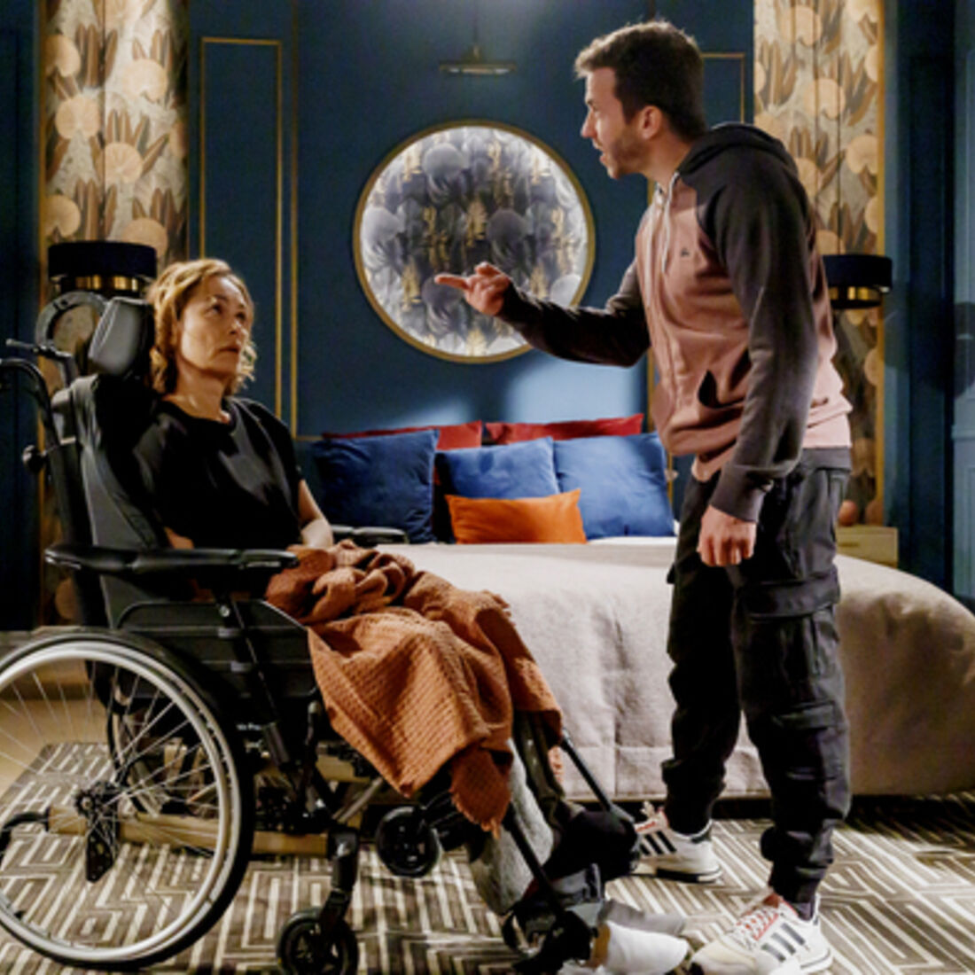 Helena e Bruno na novela 'A Promessa'