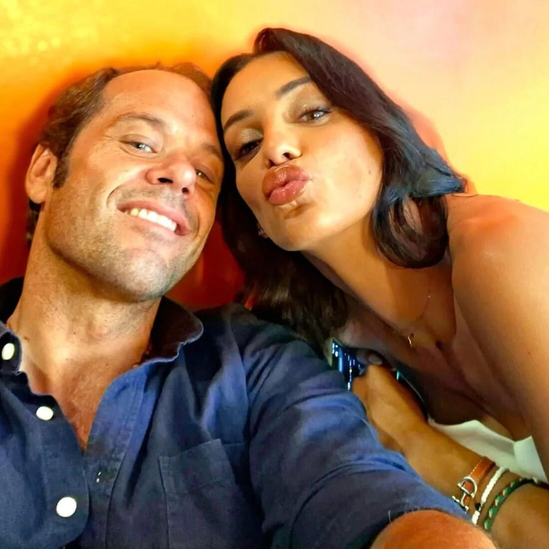 Luíza Abreu na corrida de João Moura Caetano, longe da família do namorado