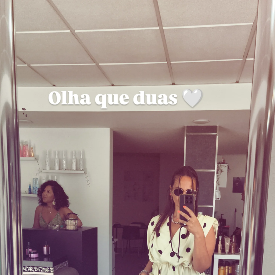 Raquel de Casados à Primeira Vista sorri com Rute Ahchak em Setúbal