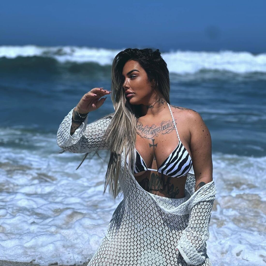 Cláudia Nayara reage a especulações sobre a paternidade do seu bebé