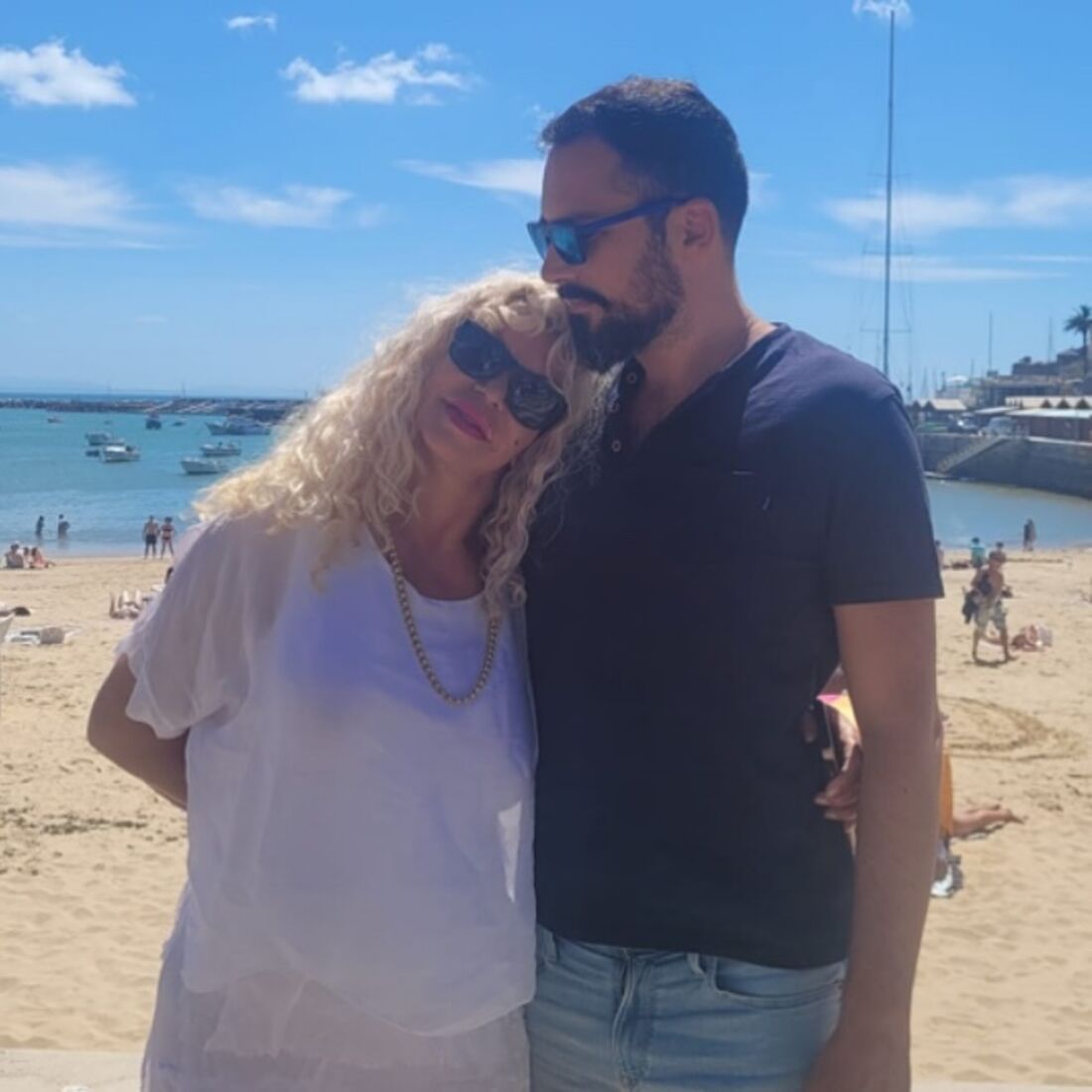 Kina, Micael Correia