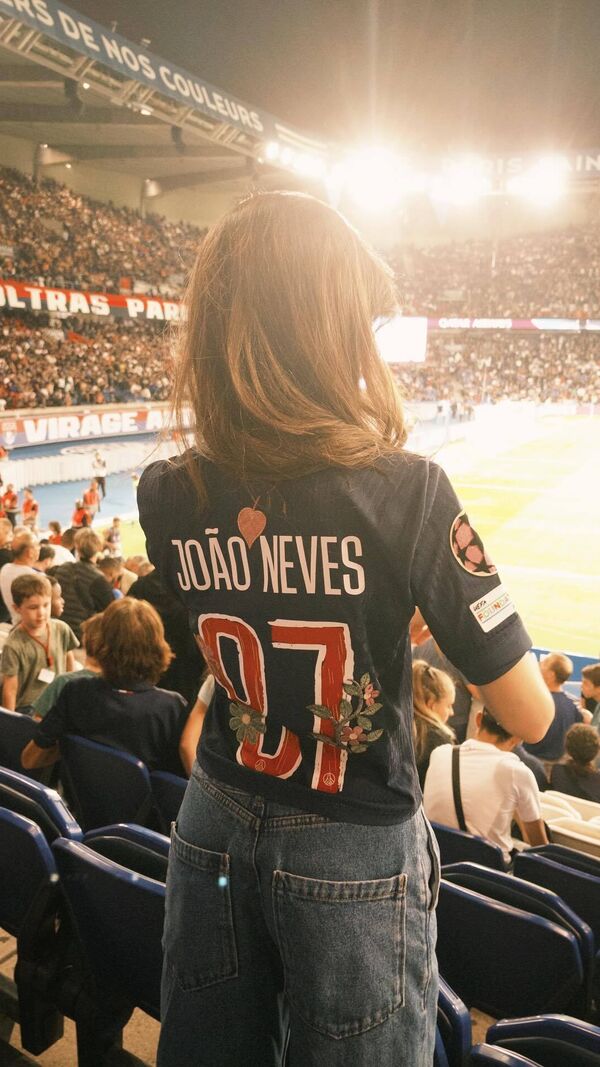 Madalena Aragão no reduto do PSG durante a vitória contra o Angers