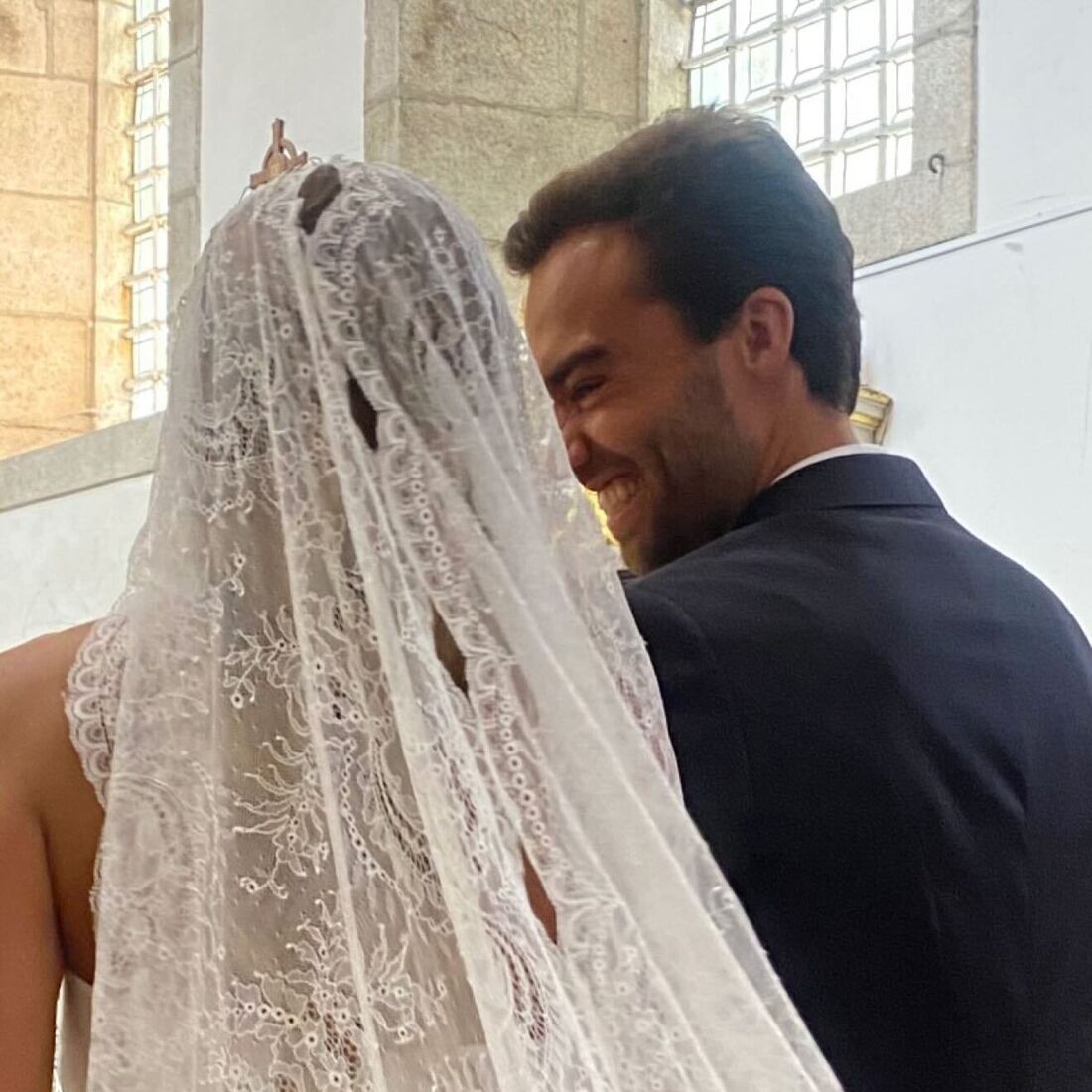 Vítor Baía acompanhou a filha, Beatriz, ao altar numa cerimónia emotiva