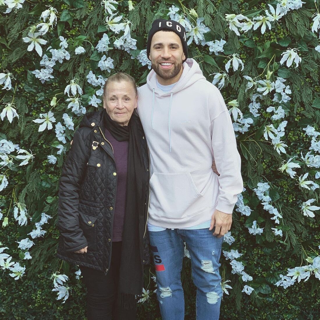 Nicolás Otamendi com a mãe, Silvia