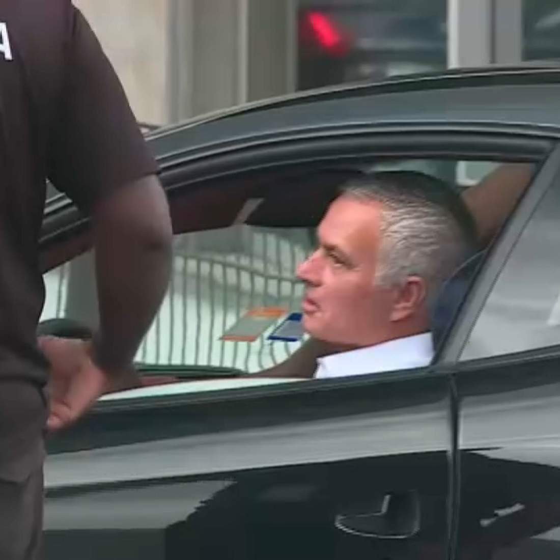 José Mourinho já chegou ao centro de treinos do Seixal