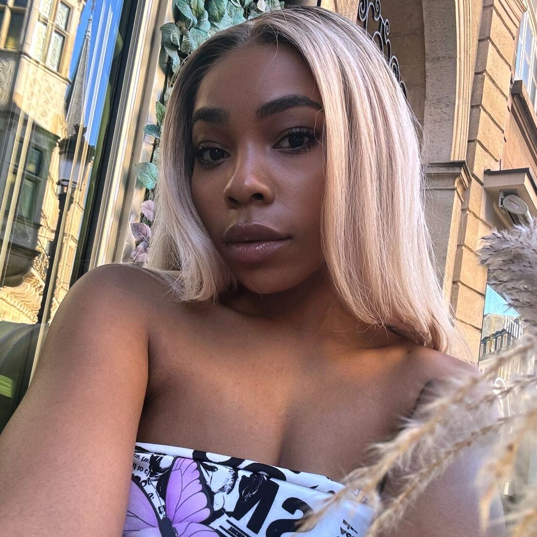 Eliane Tchissola, Lia