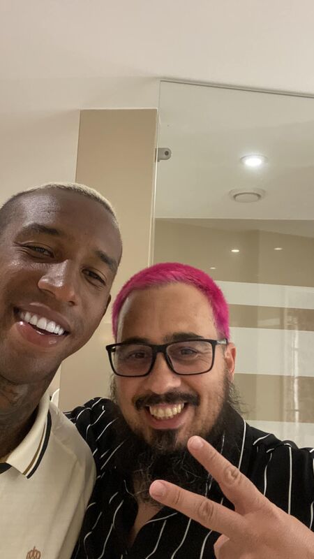 Sandro da Casa dos Segredos denuncia calote de craque internacional que mais  de seis milhões de euros por ano e se recusou a pagar pela descoloração de  cabelo: saiba quem foi -