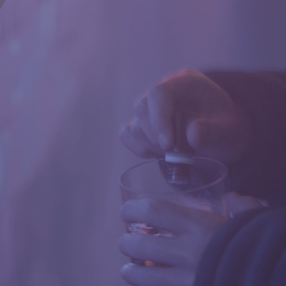 Gonçalo é drogado por Duarte e envolve-se com Gina