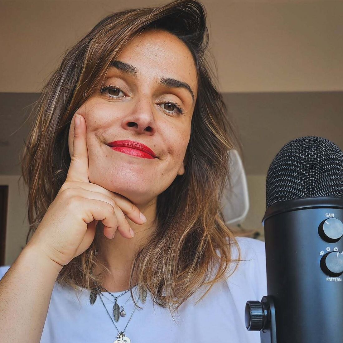 Bumba na Fofinha, Mariana Cabral