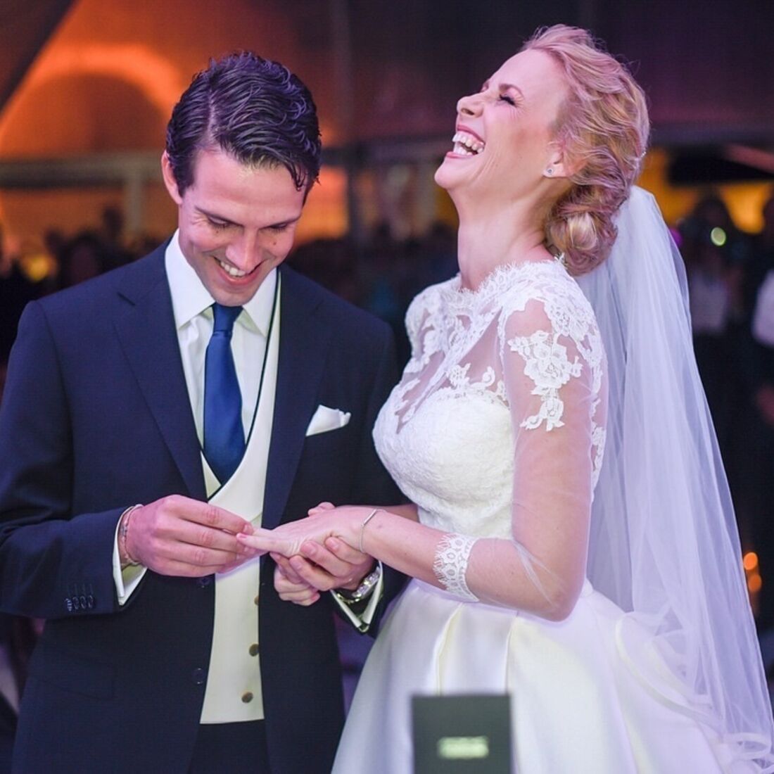 Dália Madruga celebra 10 anos de casamento com Marcos Tenório Bastinhas