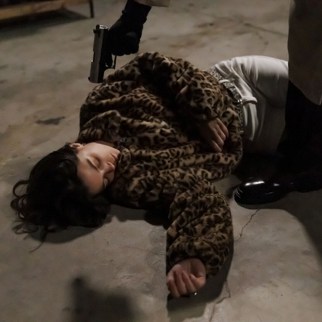 Verónica morre num incêndio para salvar Laura em A Promessa