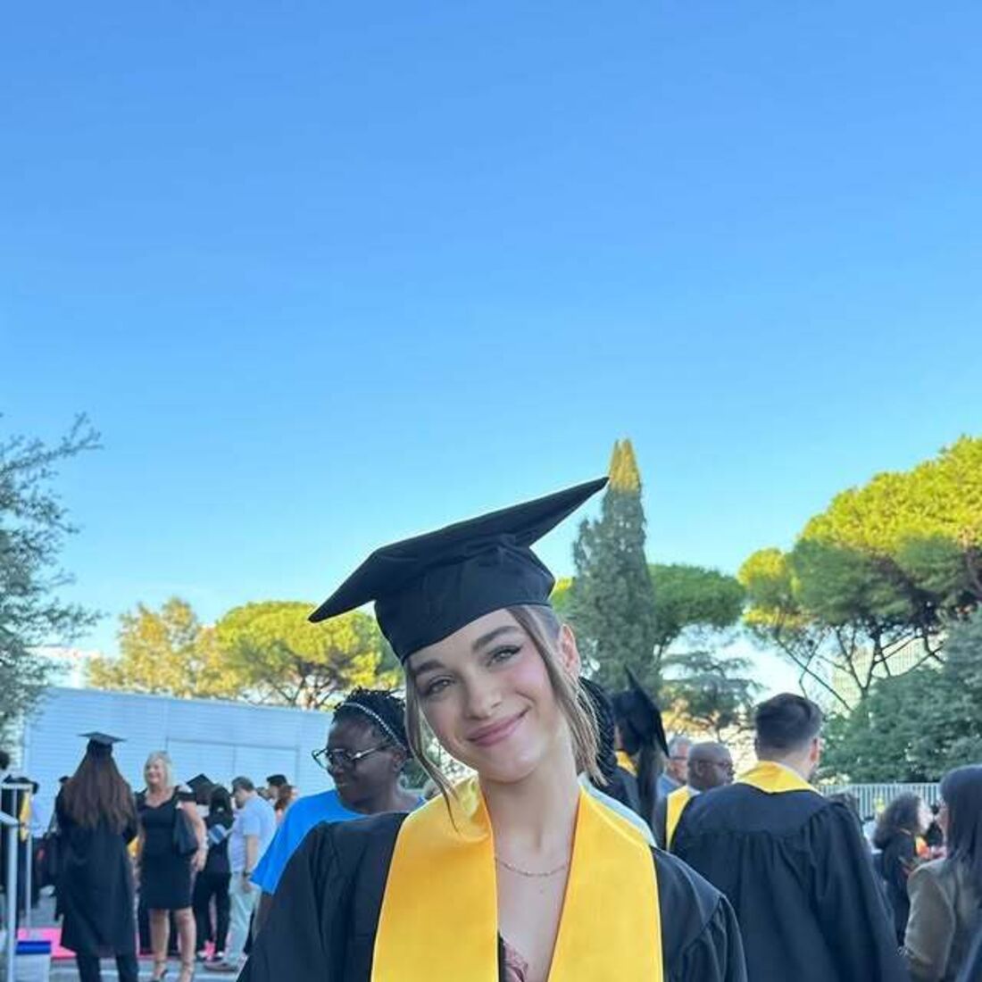 Iris Mitta, namorada de Vagiannidis, tornou-se mestre pela Universidade de Roma