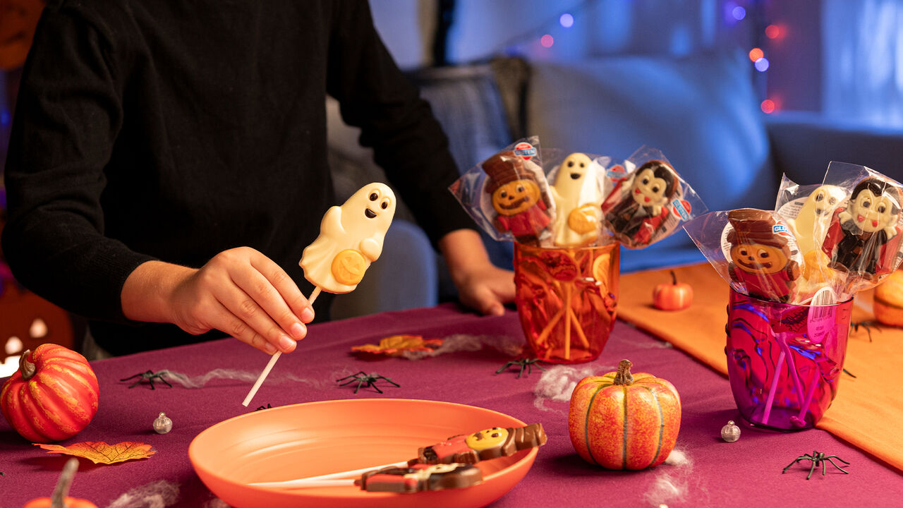 Decore a noite de Halloween com os chupa-chupas de chocolate da Mercadona