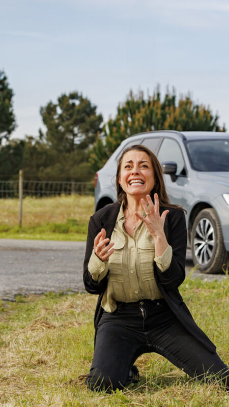 A Herança. Bomba: Sofia tenta salvar Teresinha e Beatriz depois do rapto e é obrigada a ir à polícia - Novelas - TVGUIA