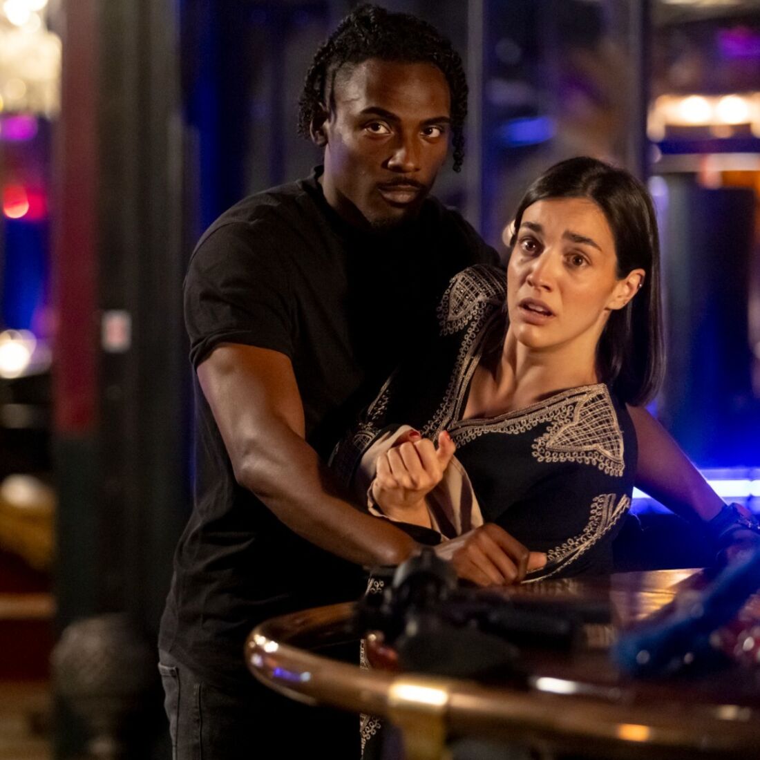 Élson Monteiro e Bárbara Branco em A Herança