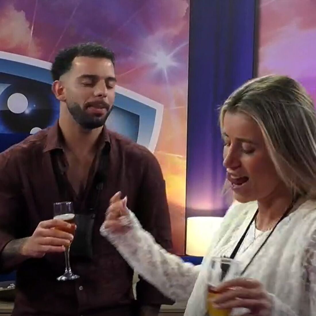 Noite no quarto secreto entre Fábio e Ana