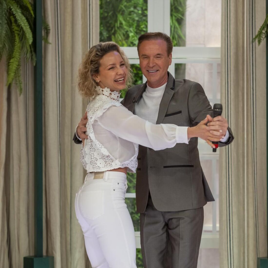 Emanuel, Luciana Abreu