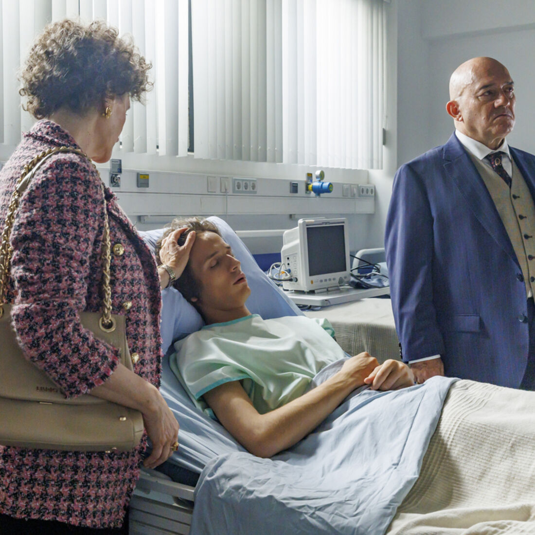 Carolina, Manuel e Afonso na novela 'Vitória'jpg