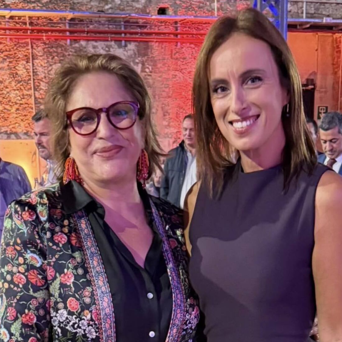 Dina Aguiar marca presença no jantar de Natal da RTP