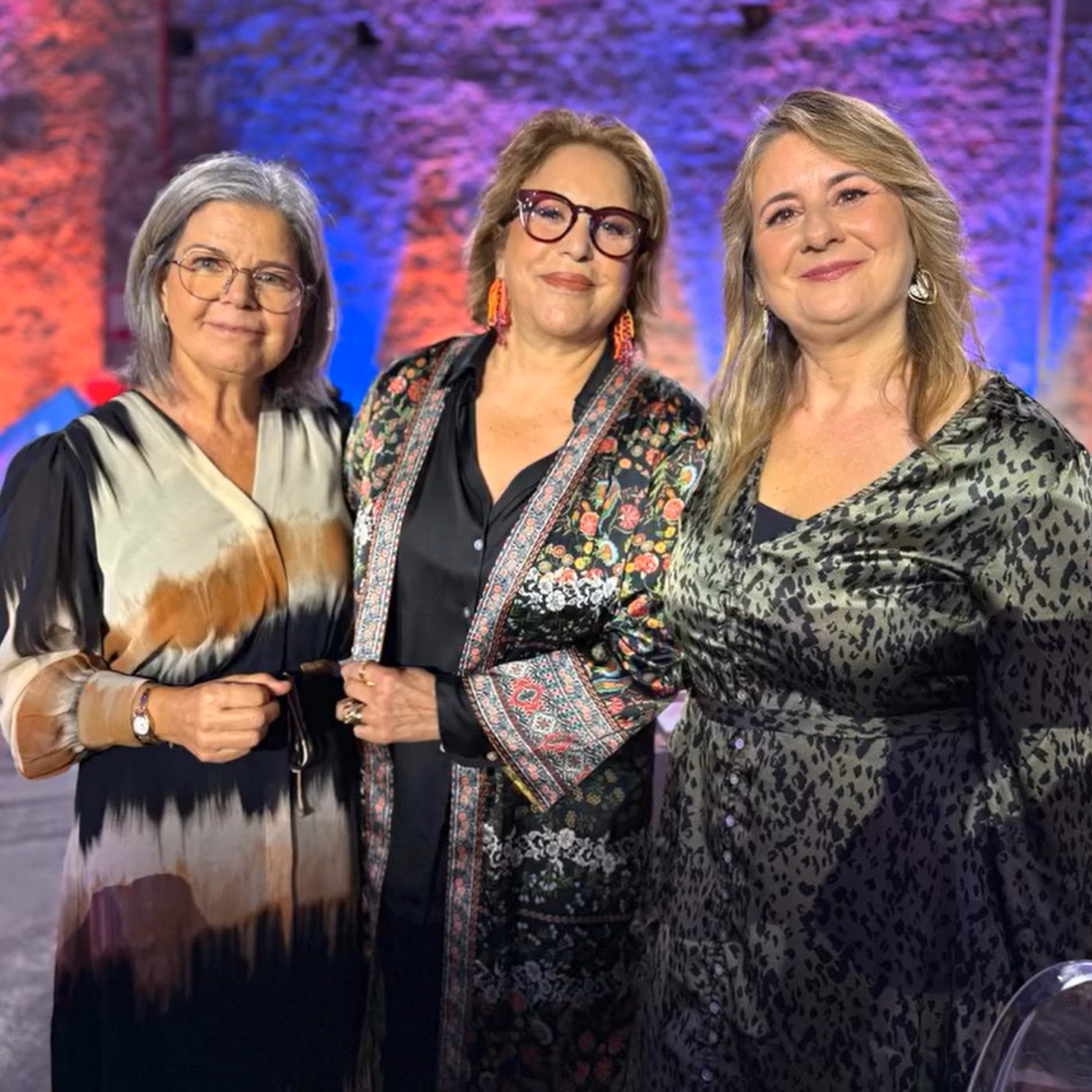 Dina Aguiar e amigas num jantar especial na RTP