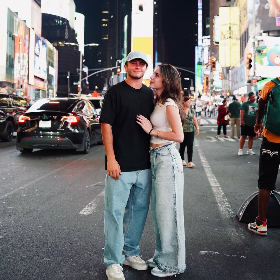 João Neves, Madalena Aragão