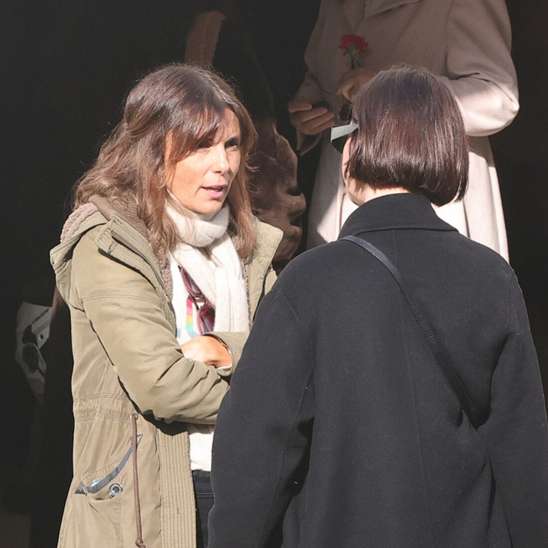 Joana Seixas e Joana Santos no funeral de Almeno Gonçalves