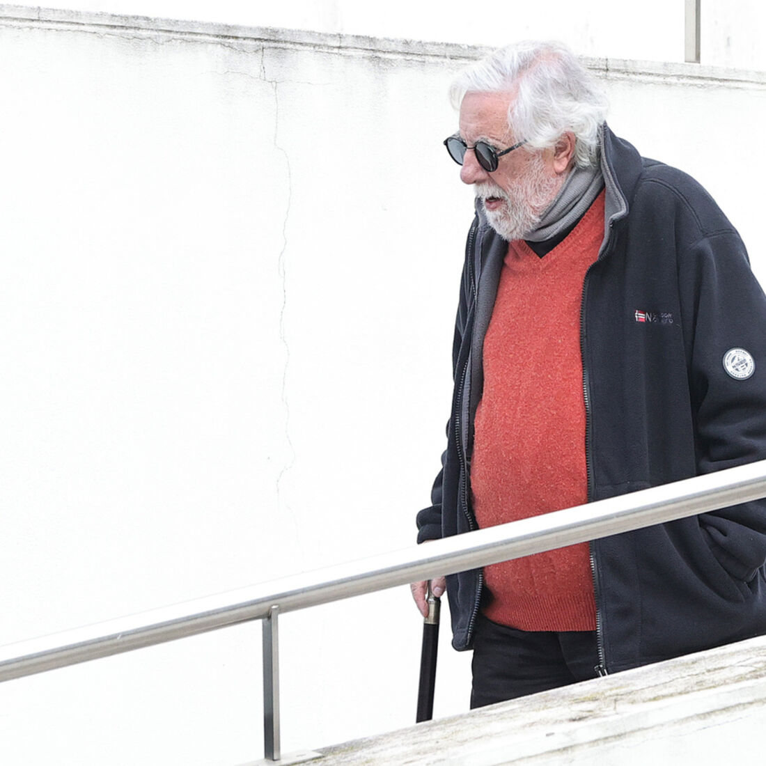 Manuel Cavaco no funeral de Almeno Gonçalves