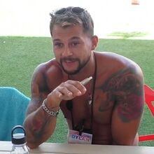 Dylan, concorrente da 'Casa dos Segredos', revela vida de luxo e negócios milionários