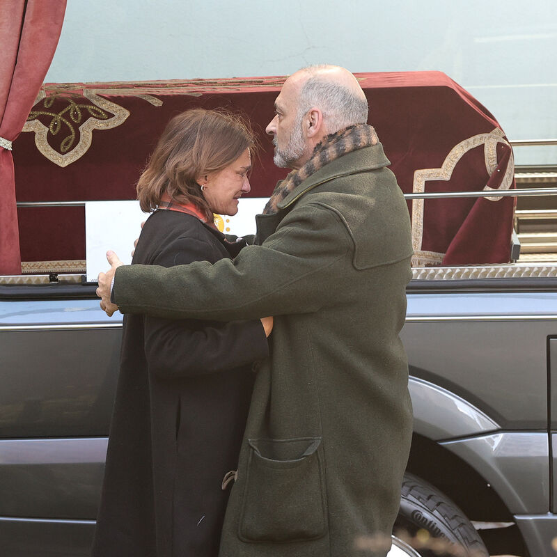 Rita Salema e Heitor Lourenço no funeral de Almeno Gonçalves