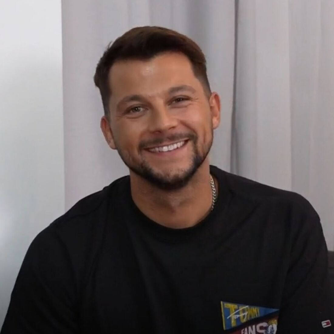 Dylan Fonte em casa dos pais de Inês