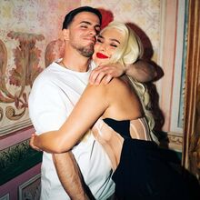 Dillaz e Bárbara Bandeira