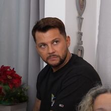 Dylan Fonte em casa dos pais de Inês