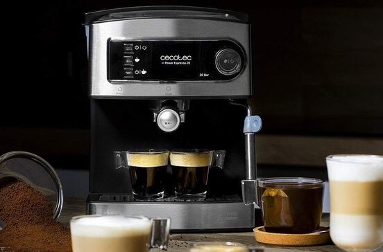 Café expresso, cappuccino ou leite espumado com máquina Cecotec Power Espresso 20 Bar