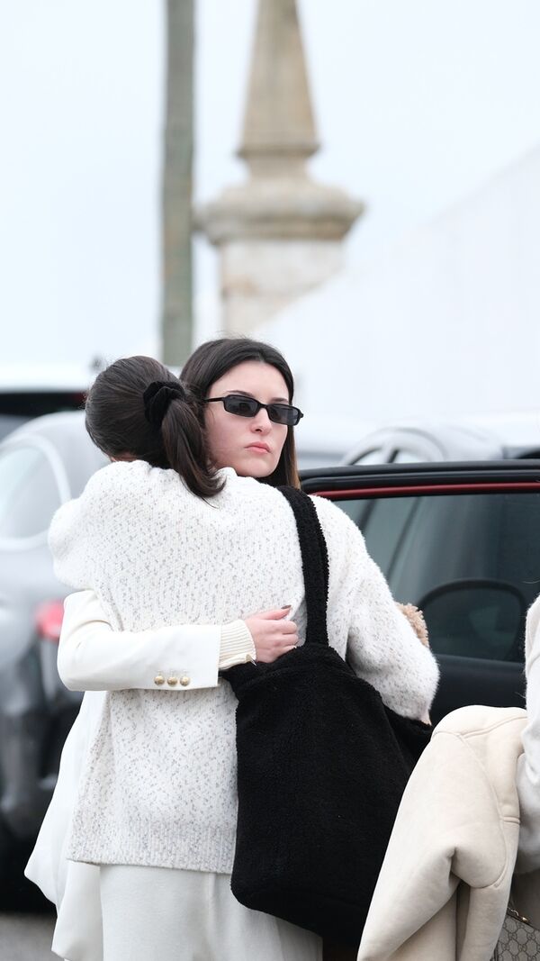 Cerimónias fúnebres de Maycon Douglas na Nazaré reúnem família e amigos
