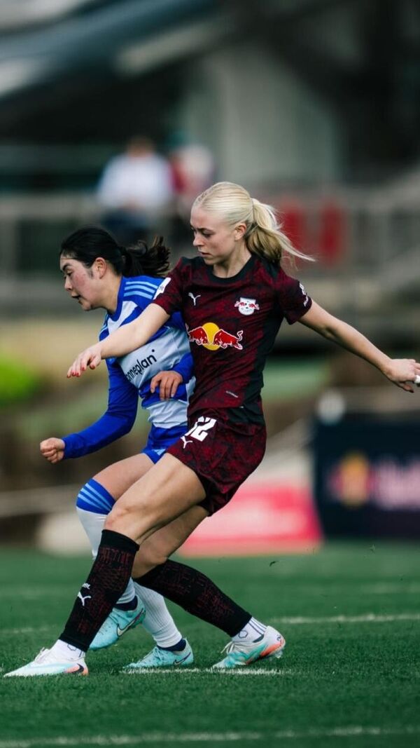 Emma Jensen no jogo do Leipzig