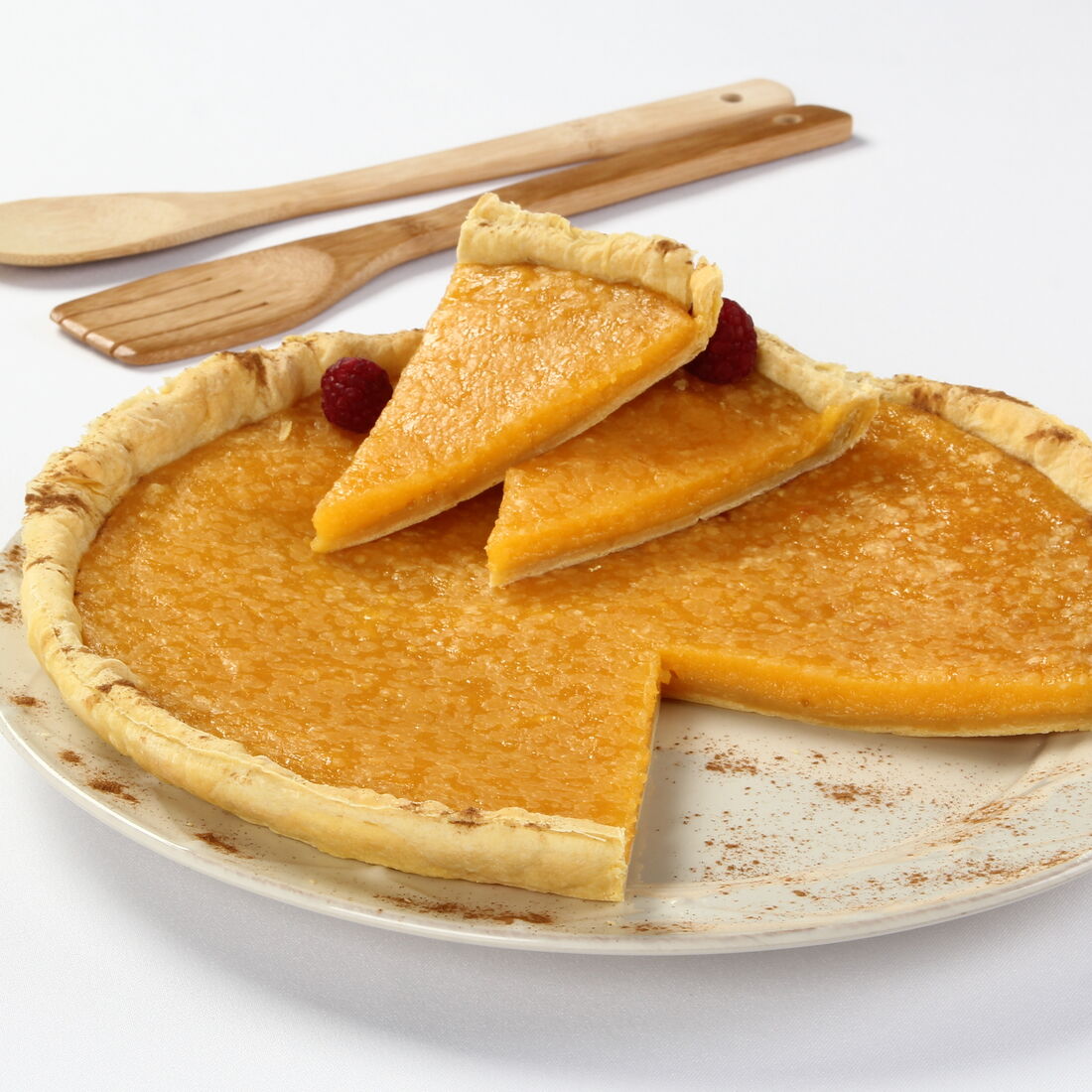 Tarte de gemas com framboesas, um clássico da doçaria portuguesa