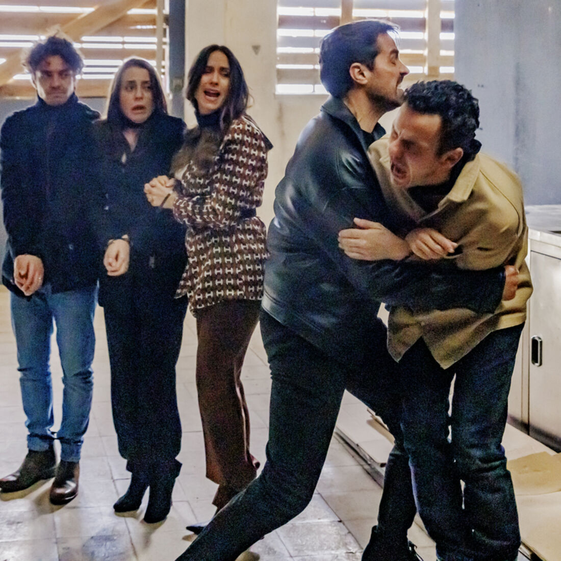 Gonçalo, Sofia, Pilar, Pedro e Vicente na novela 'A Herança'jpg