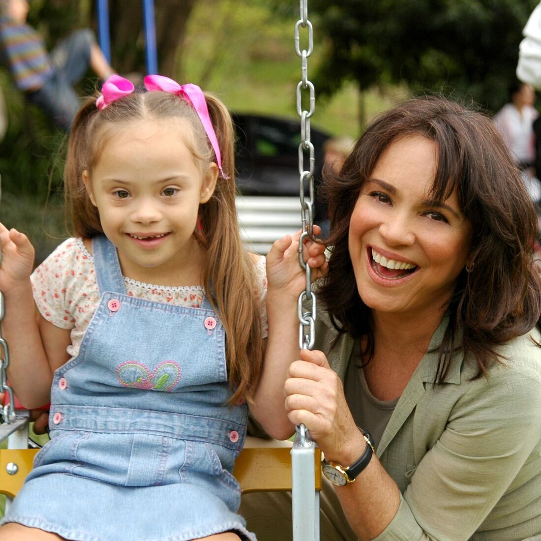 Joana Mocarzel ('Clarinha') e Regina Duarte ('Helena') em 'Páginas da Vida', de 2006