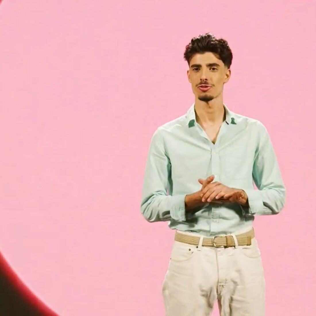 Diogo confronta Eva, questionando o compromisso dela no jogo