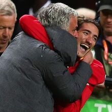 José Mourinho com o filho, José, no dia em que venceu a Liga Europa com o Manchester United