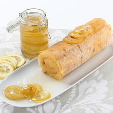 Torta com geleia de limão e fatias de limão cristalizadas