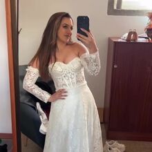 Iury Mellany grava videoclipe vestida de noiva 