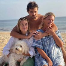 Kelly Bailey, Lourenço Ortigão e a mãe de Lourenço na praia