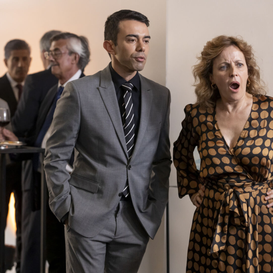 Henrique volta e causa tensão entre Afonso e Manuel