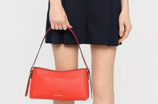 Carteira Michael Kors com 56% de desconto na Feira de Ofertas da Amazon