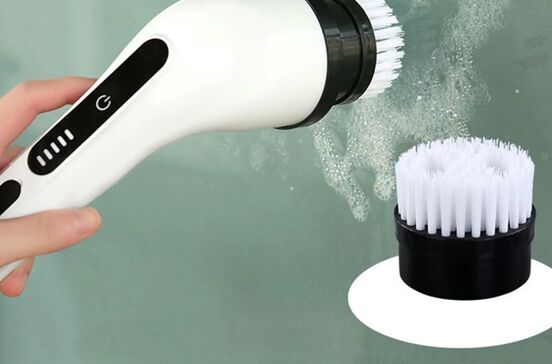 Escova de limpeza elétrica a remover sujidade