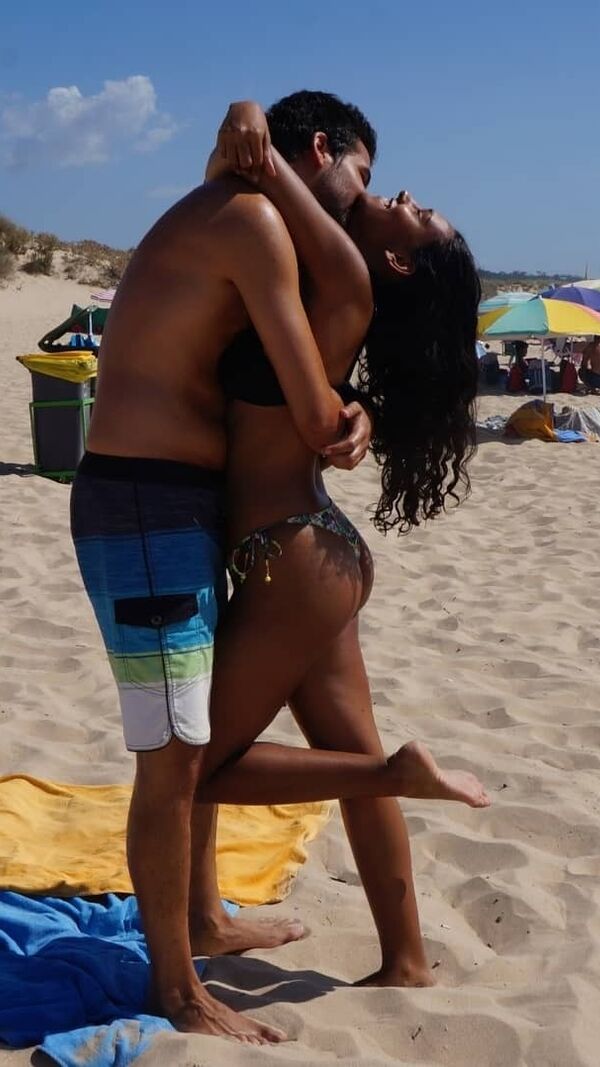 Lara Lopes com o namorado, João