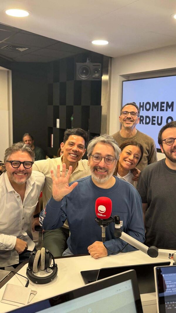 Nuno Markl com a equipa da Comercial